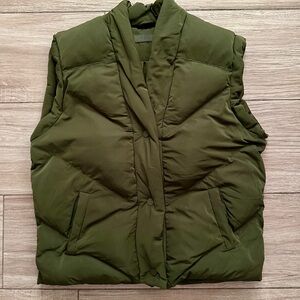 BLANKNYC Women’s Matcha Latte Green Puffer Vest